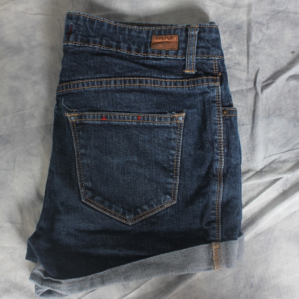 🌼 3/$25 BDG Urban Outfitters high rise jean short